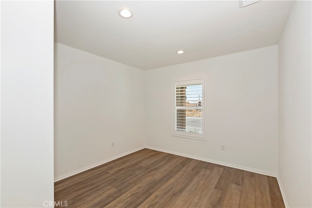 MLS #WS25271861 image #23