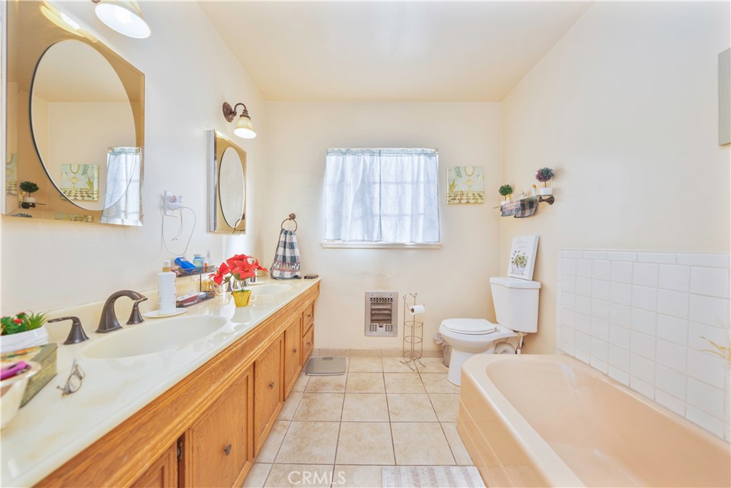 MLS #WS25271909 image #6