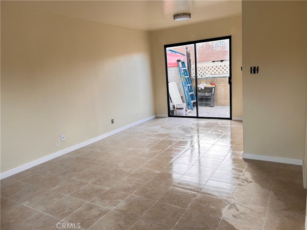 MLS #WS25271996 image #1