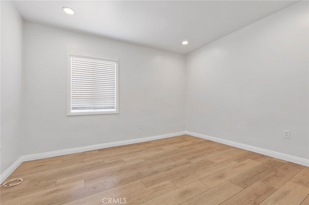 MLS #WS25272057 image #7