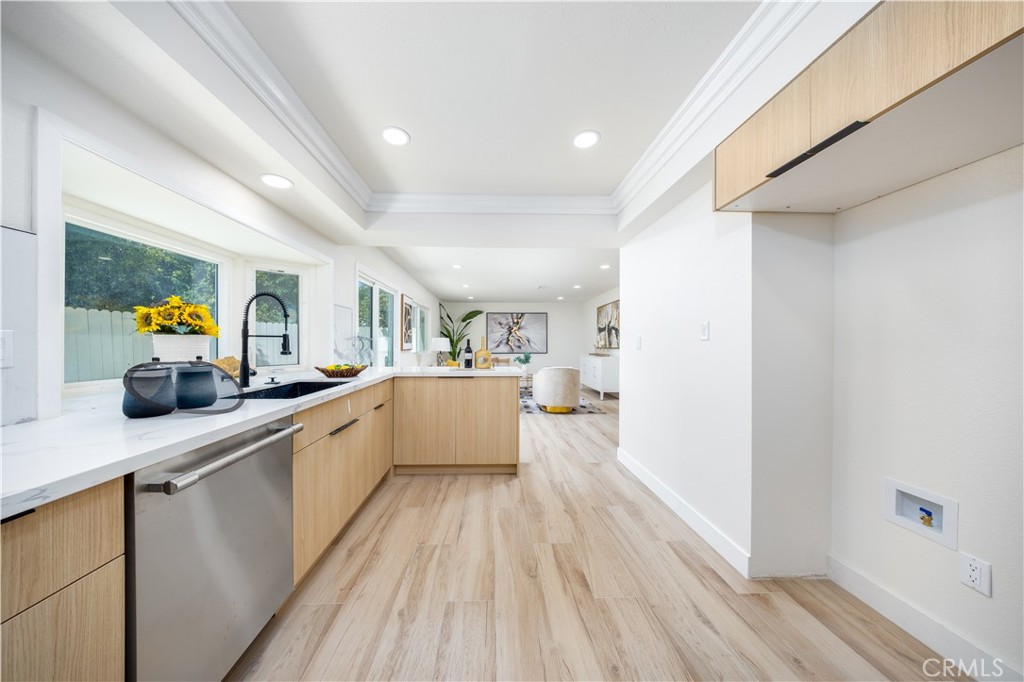 MLS #WS25272064 image #18