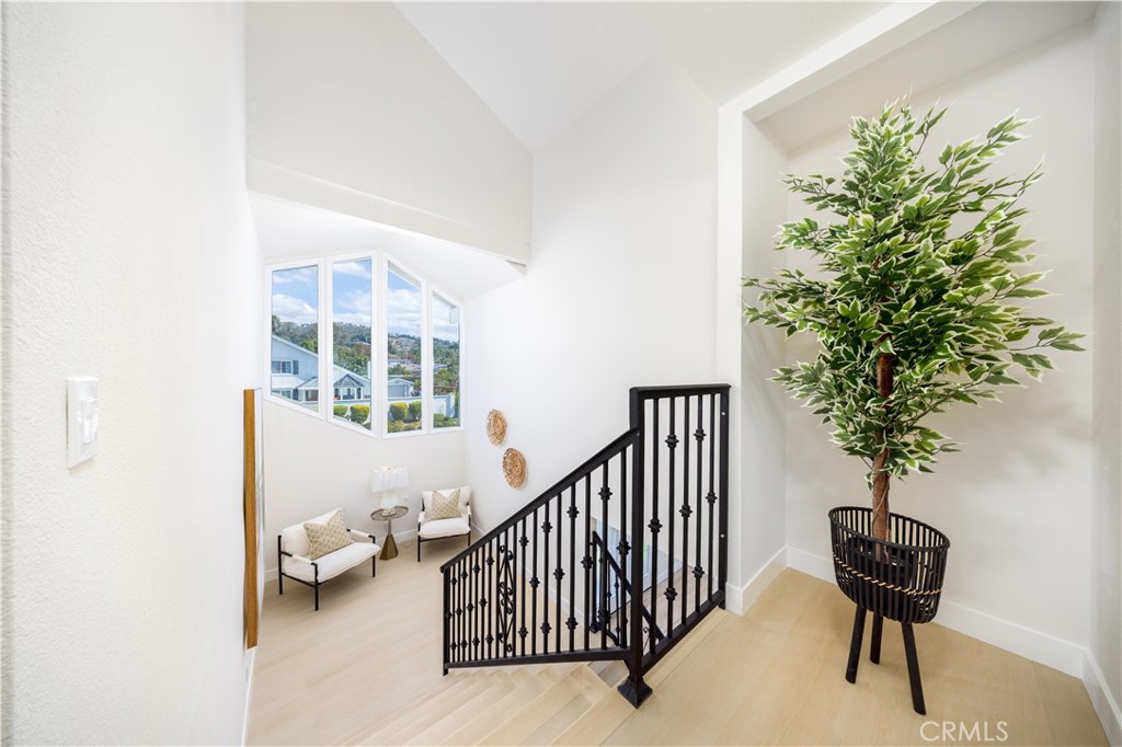 MLS #WS25272064 image #32