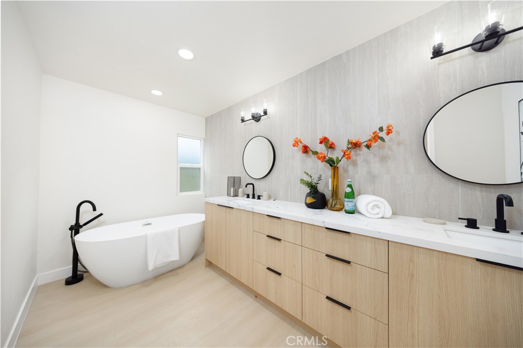 MLS #WS25272064 image #44