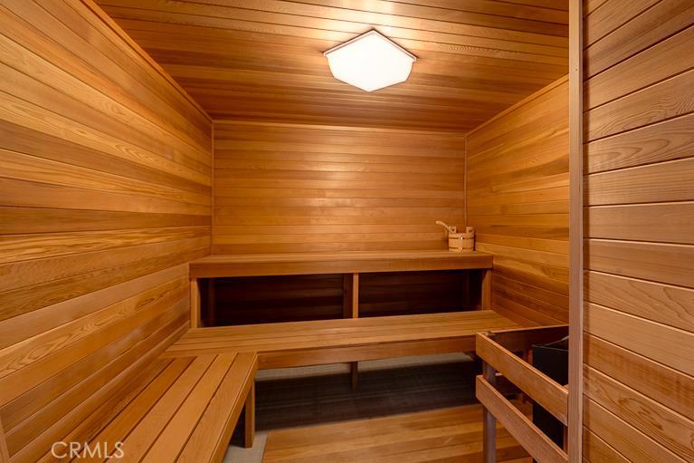 MLS #WS25272095 image #17