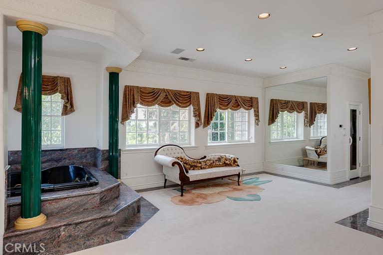 MLS #WS25272095 image #31