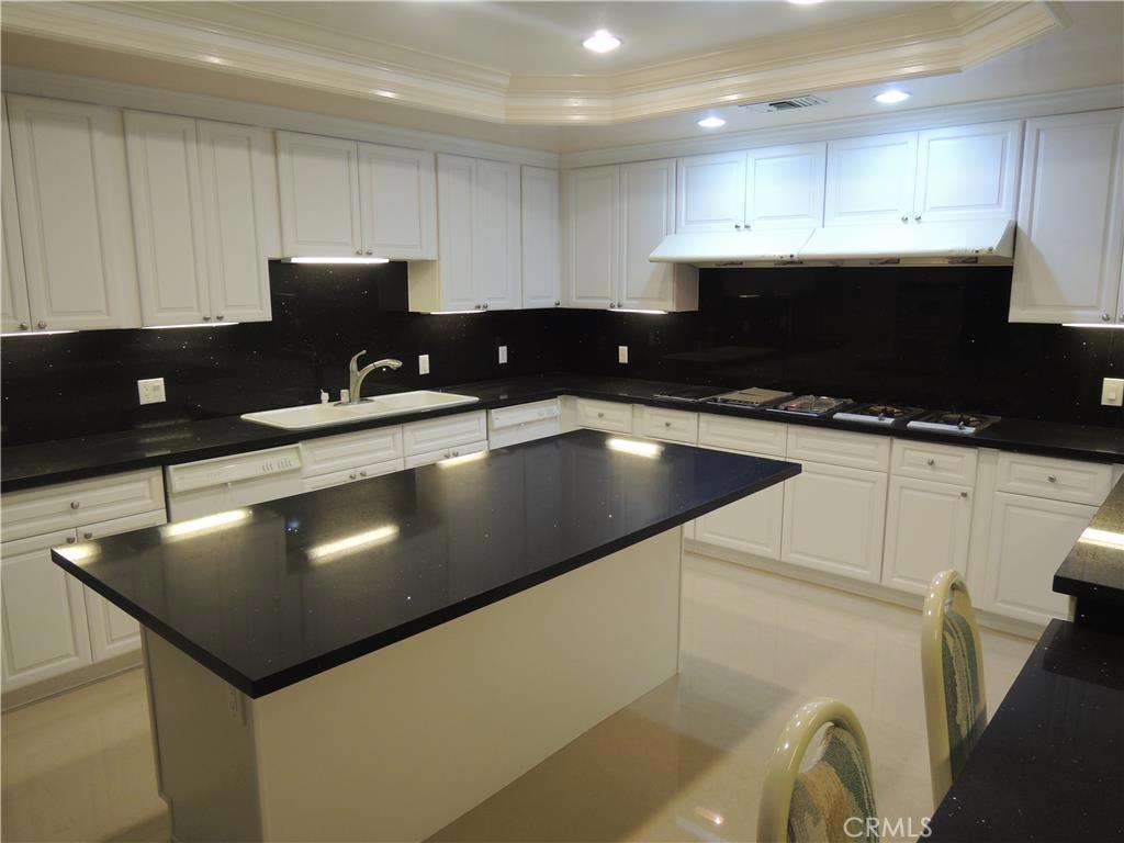 MLS #WS25272095 image #34