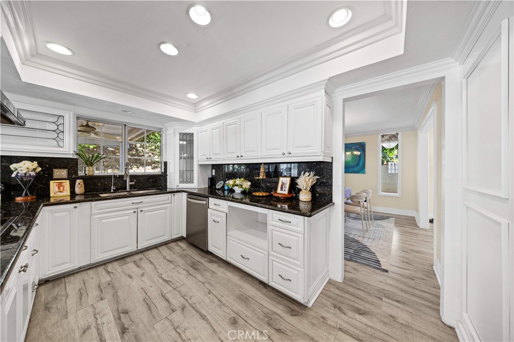 MLS #WS25272228 image #13