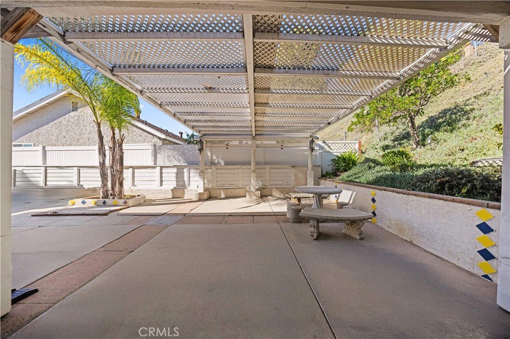 MLS #WS25272228 image #21