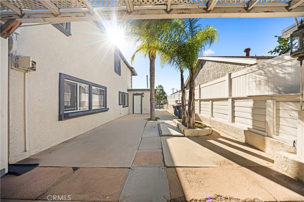 MLS #WS25272228 image #22