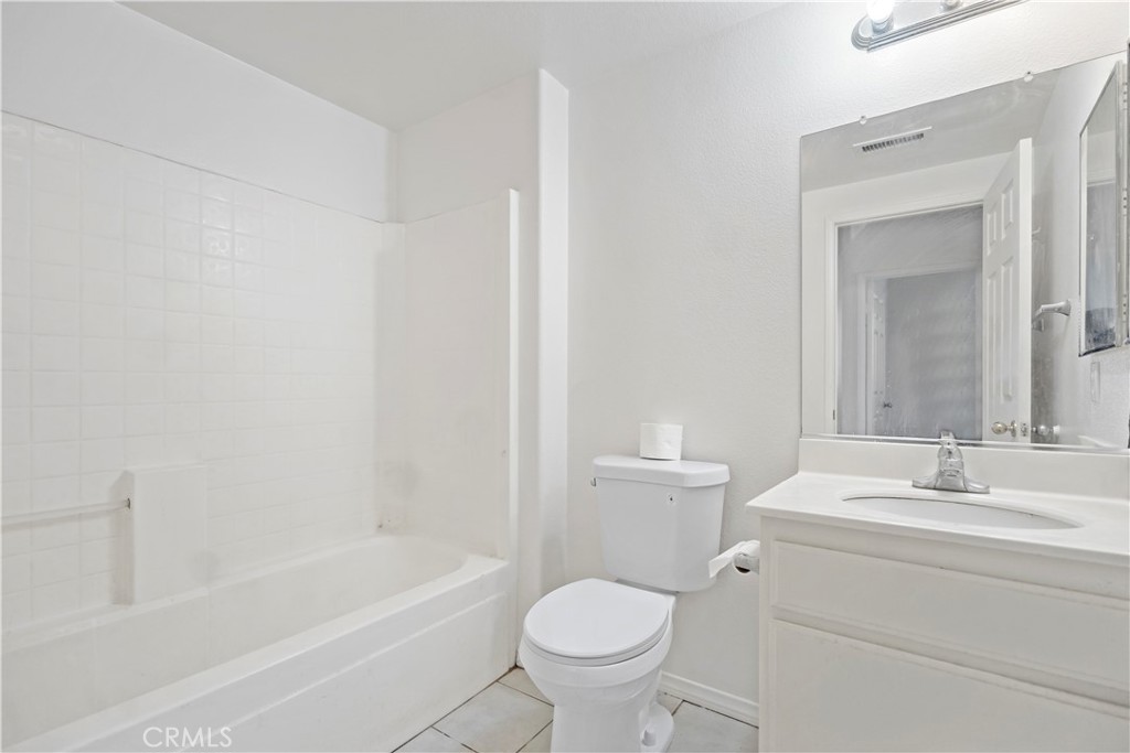 MLS #WS25272233 image #10