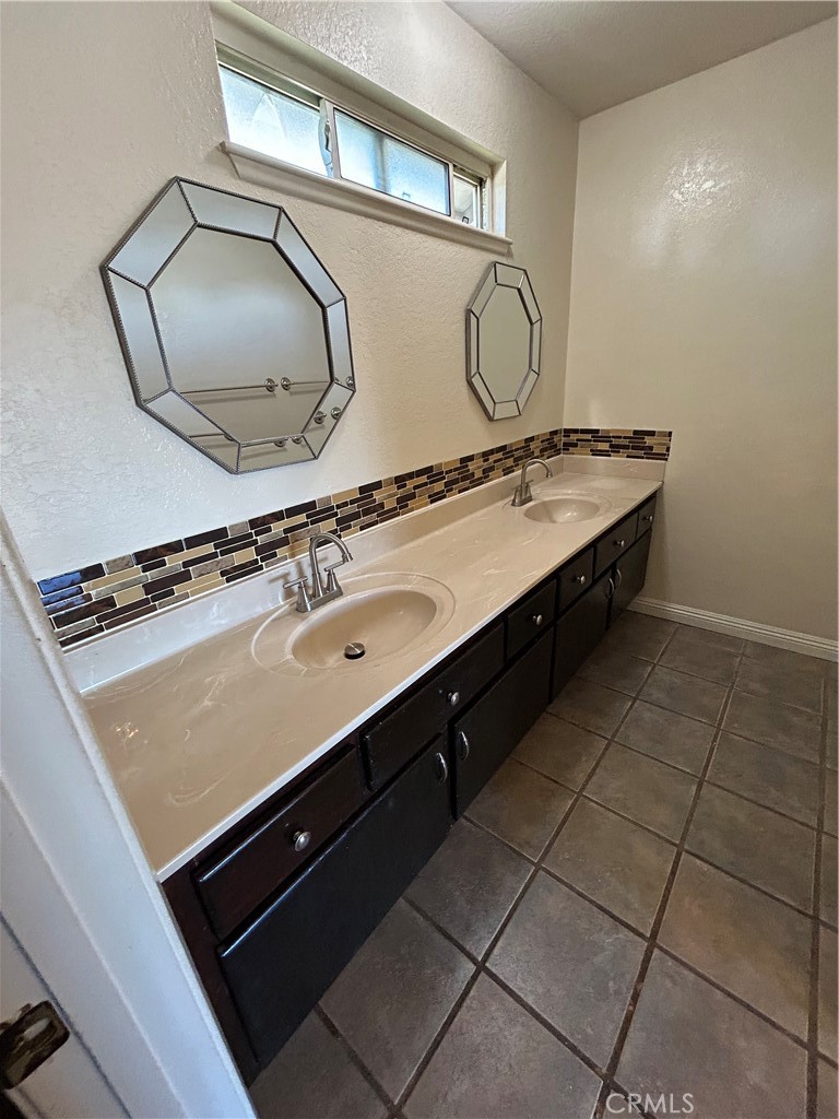 MLS #WS25272291 image #21