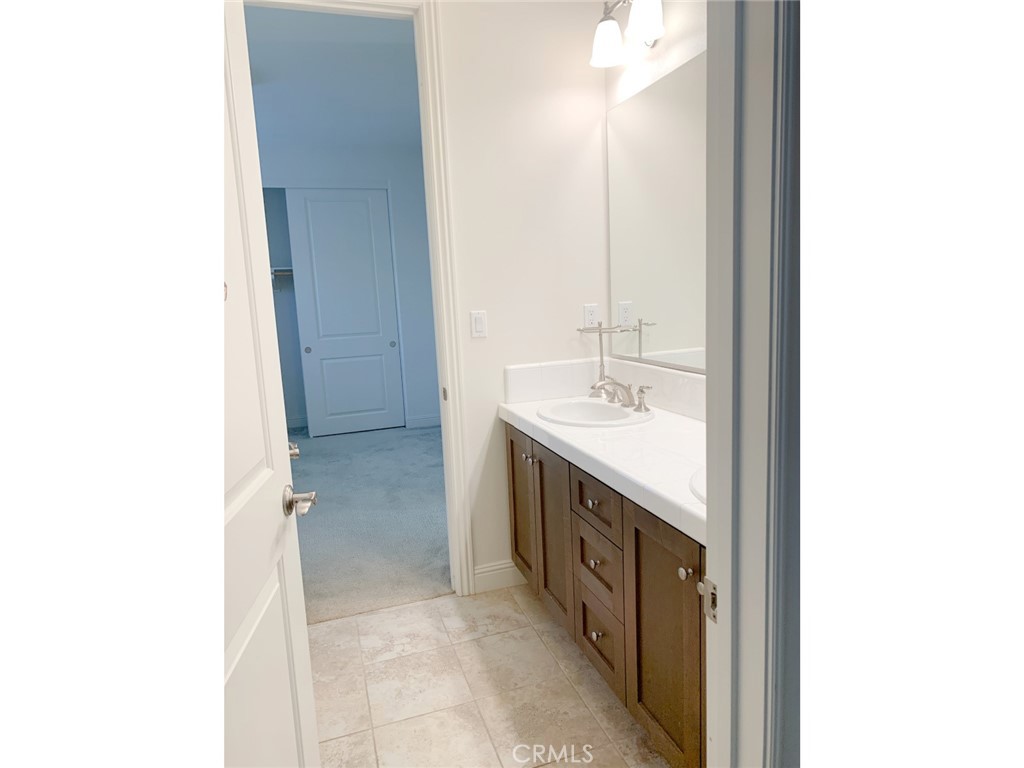 MLS #WS25272323 image #24