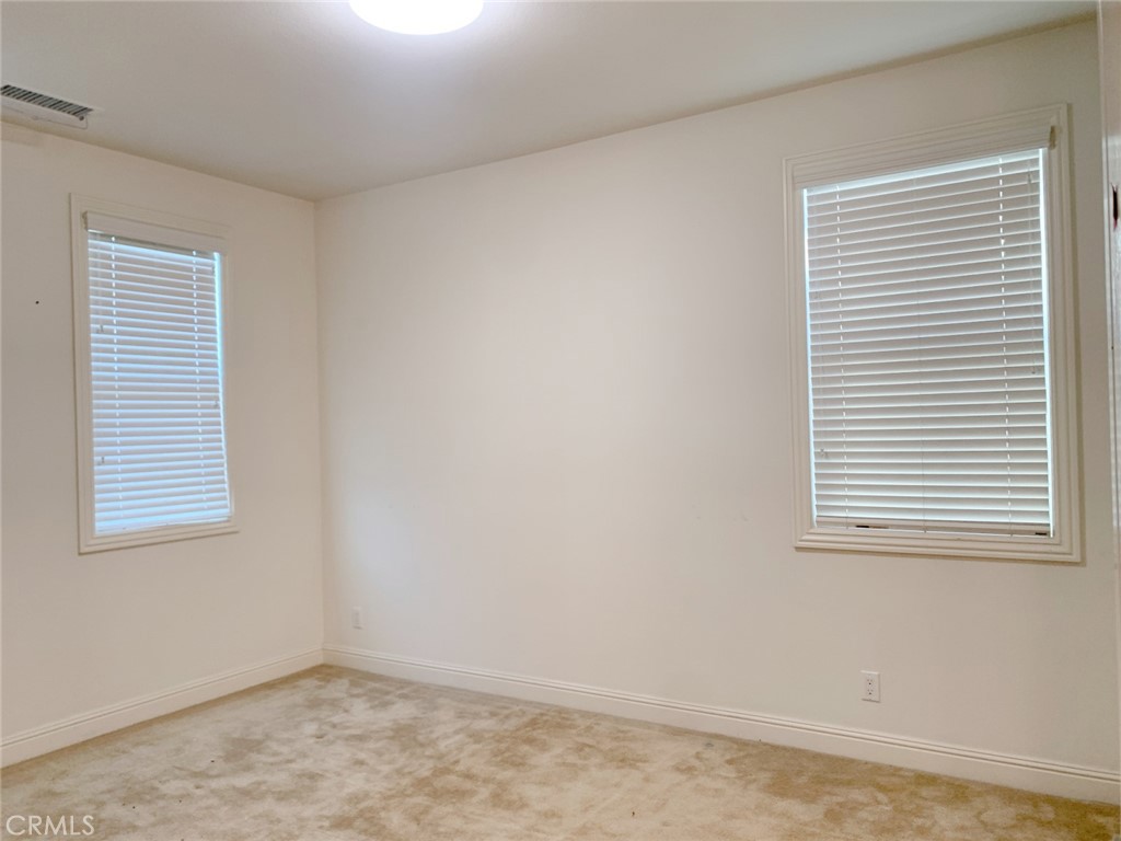 MLS #WS25272323 image #25