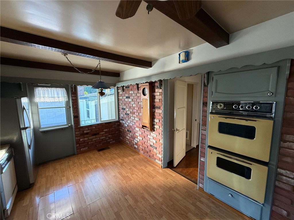 MLS #WS25272659 image #7