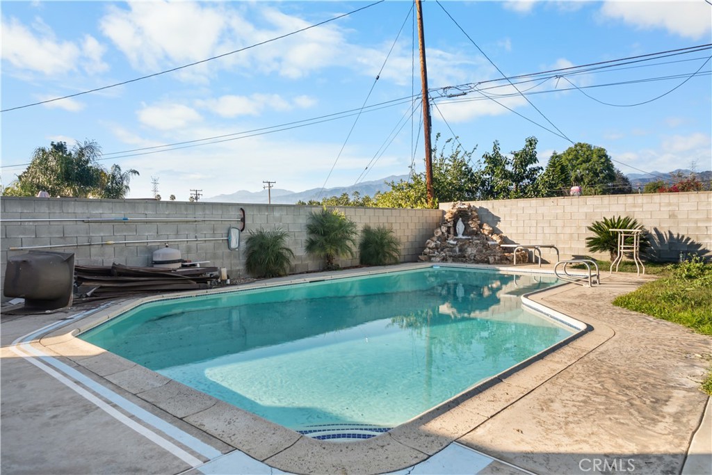 MLS #WS25272783 image #13