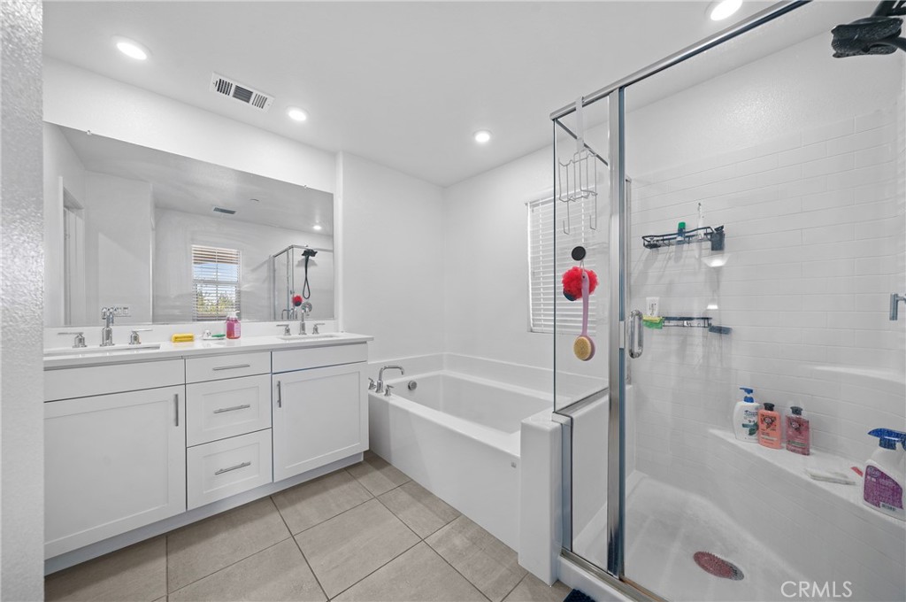 MLS #WS25272852 image #4