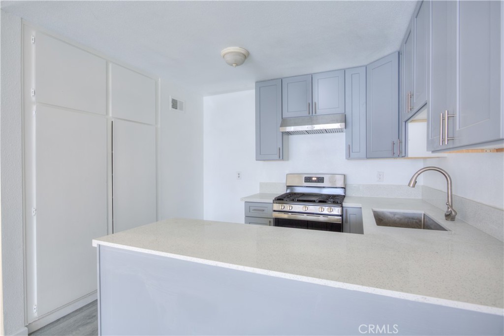 MLS #WS25272868 image #10