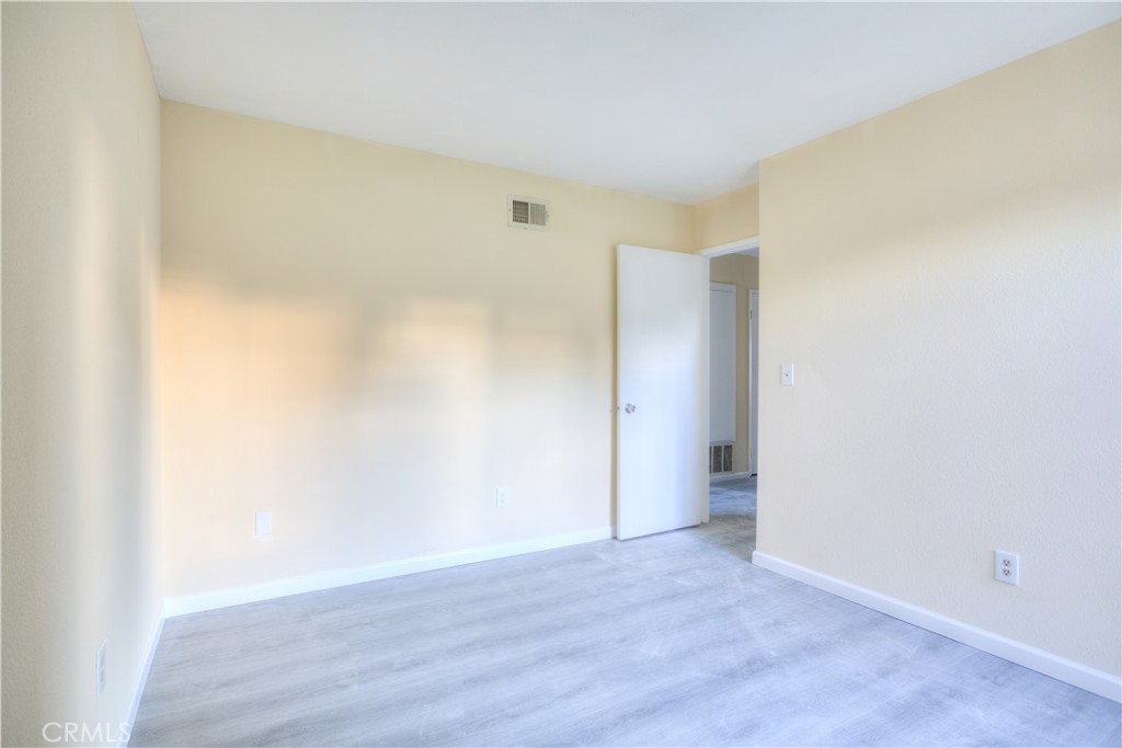 MLS #WS25272868 image #18