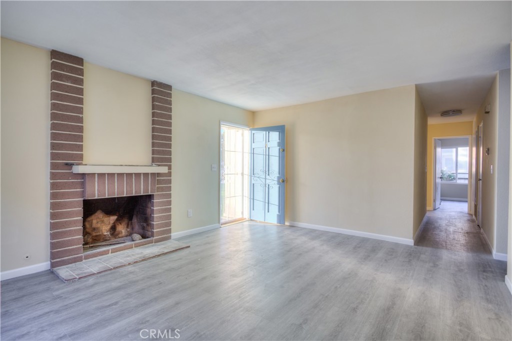 MLS #WS25272868 image #5