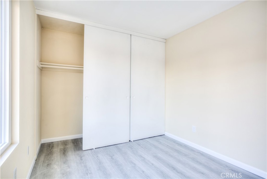 MLS #WS25272928 image #7