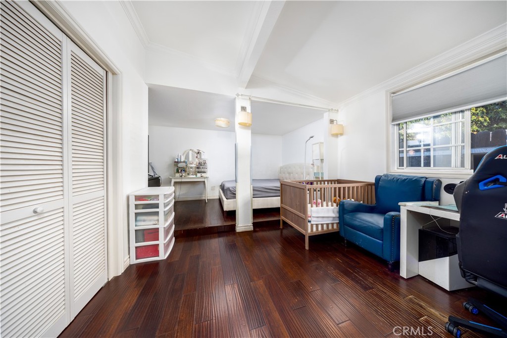 MLS #WS25272949 image #8