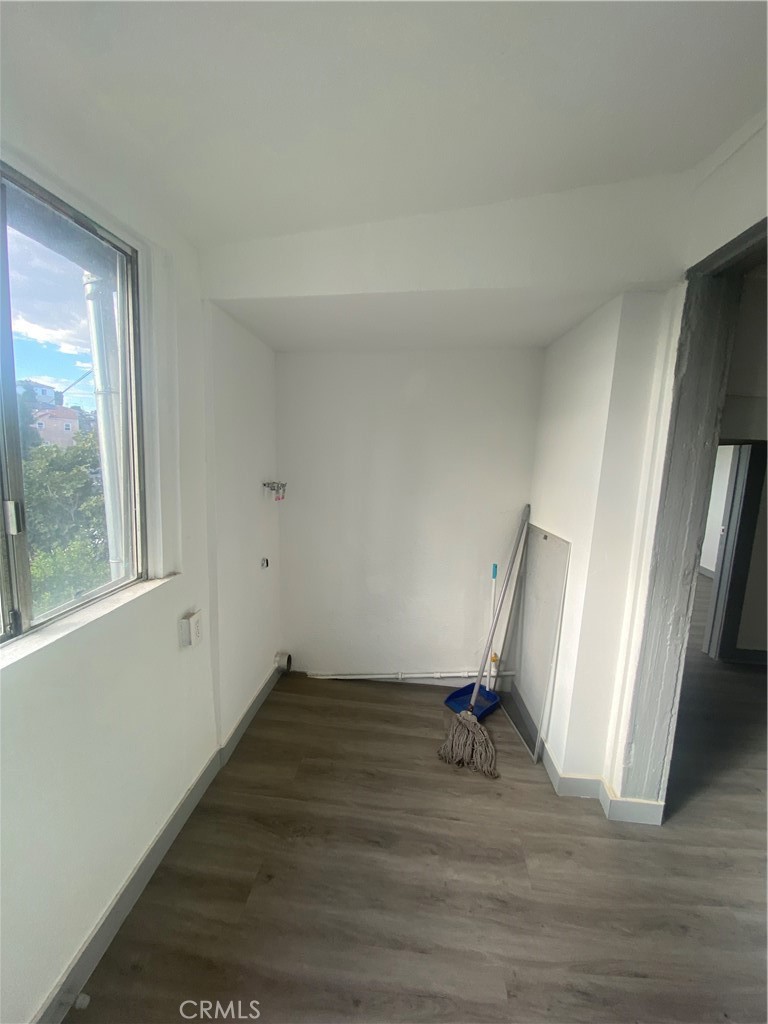 MLS #WS25272996 image #15