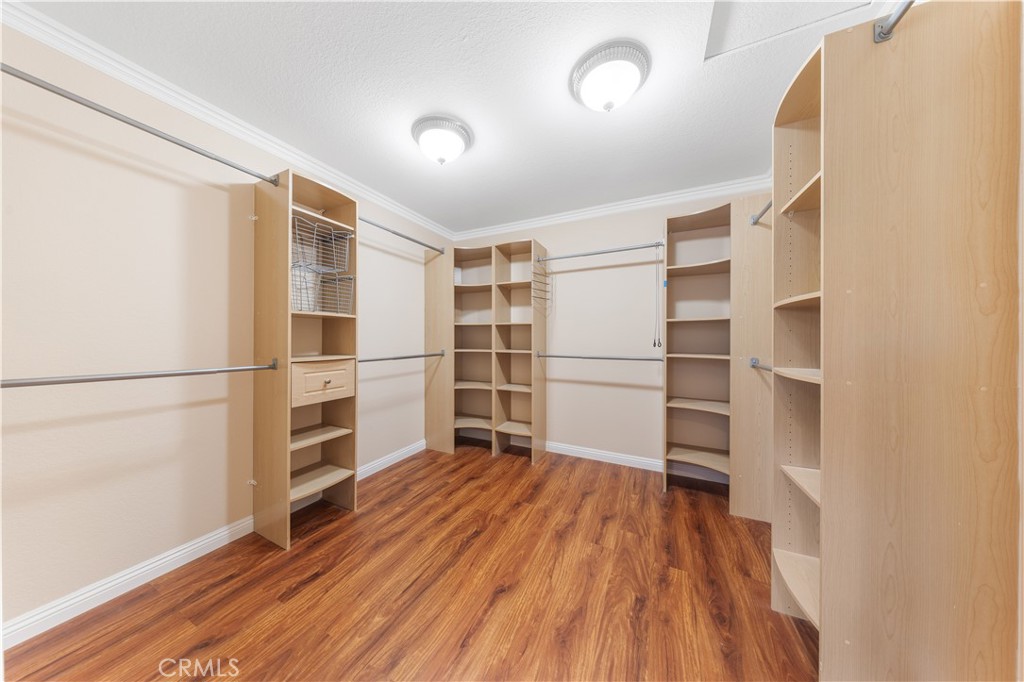 MLS #WS25273026 image #30