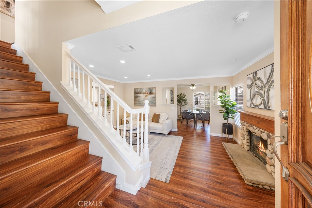 MLS #WS25273026 image #8