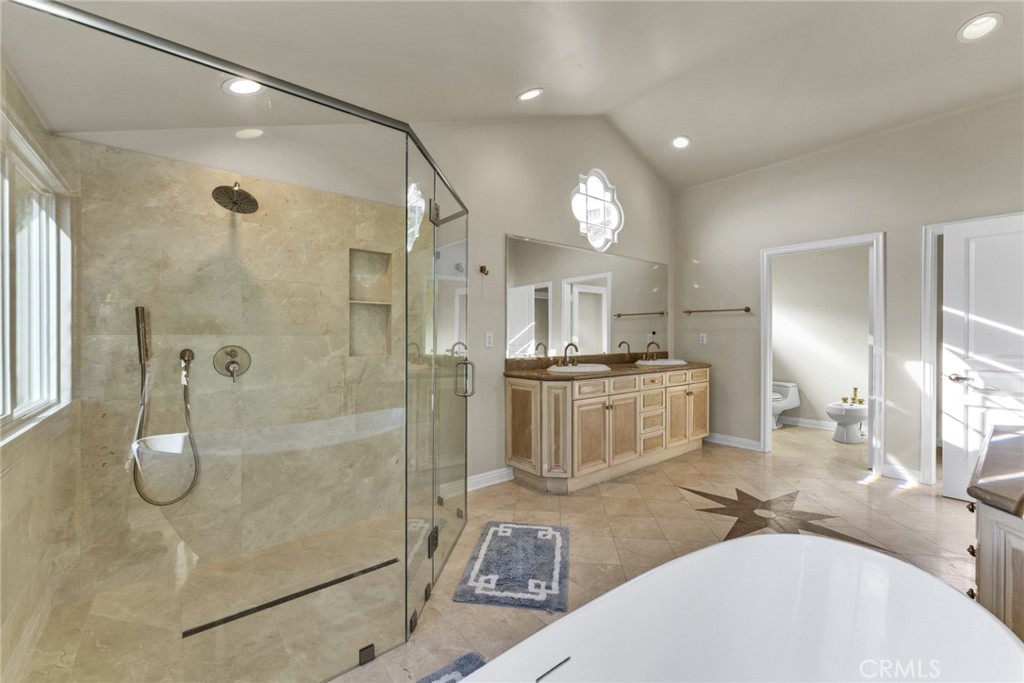 MLS #WS25273040 image #18