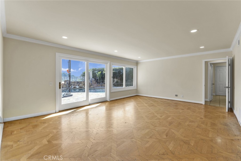 MLS #WS25273040 image #24