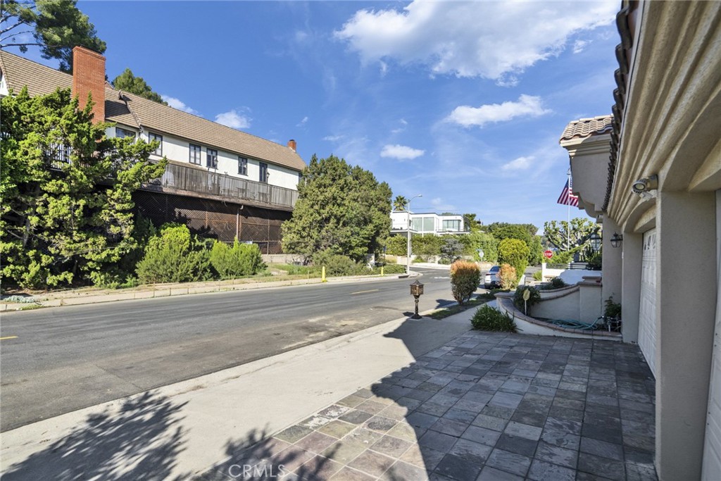 MLS #WS25273040 image #3