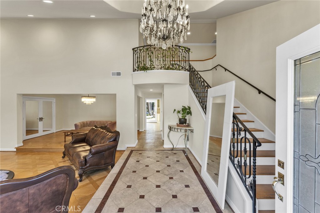 MLS #WS25273040 image #4