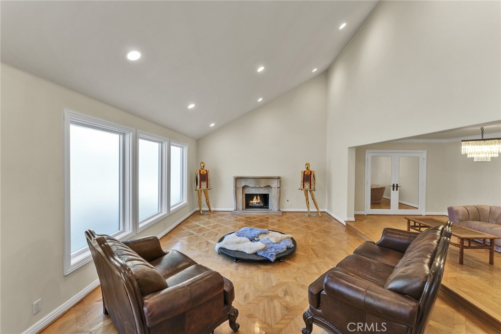 MLS #WS25273040 image #6