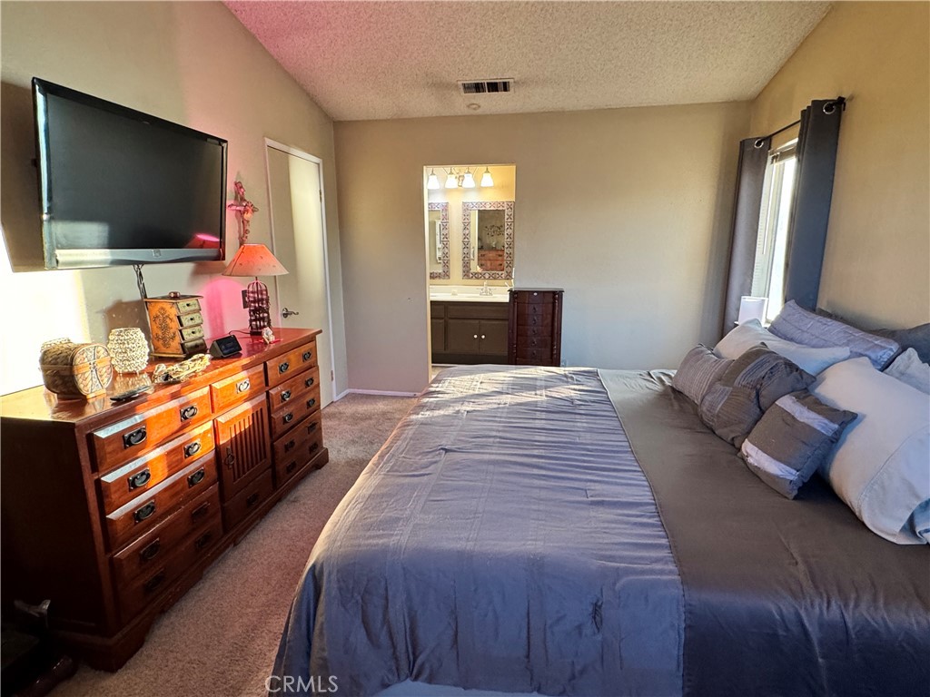 MLS #WS25273241 image #16