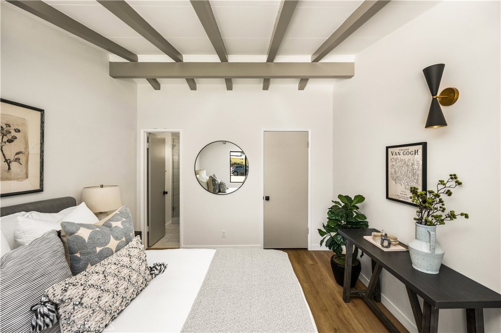 MLS #WS25273313 image #11