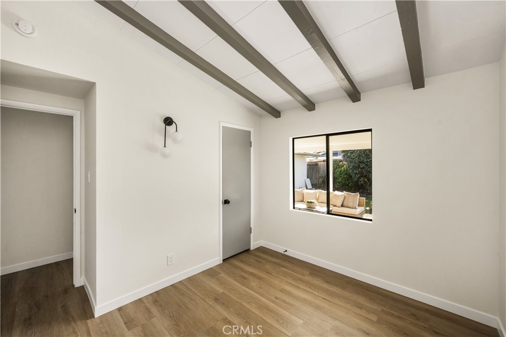 MLS #WS25273313 image #21