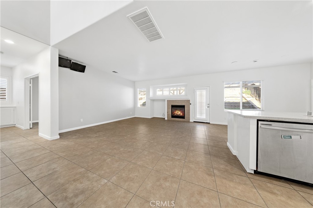 MLS #WS25273435 image #21