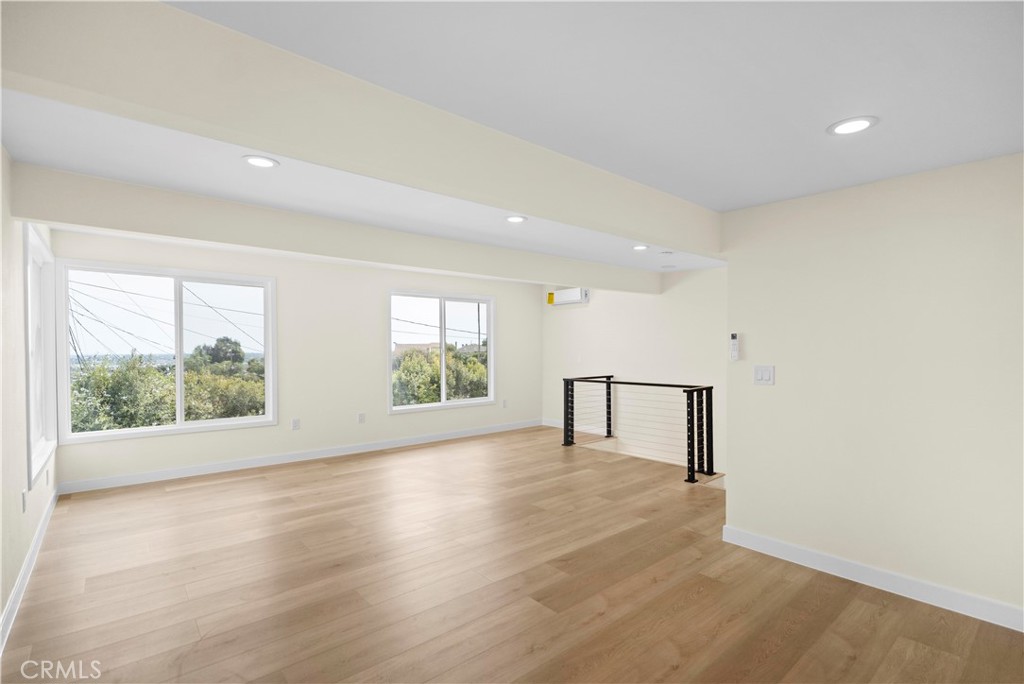 MLS #WS25273470 image #28