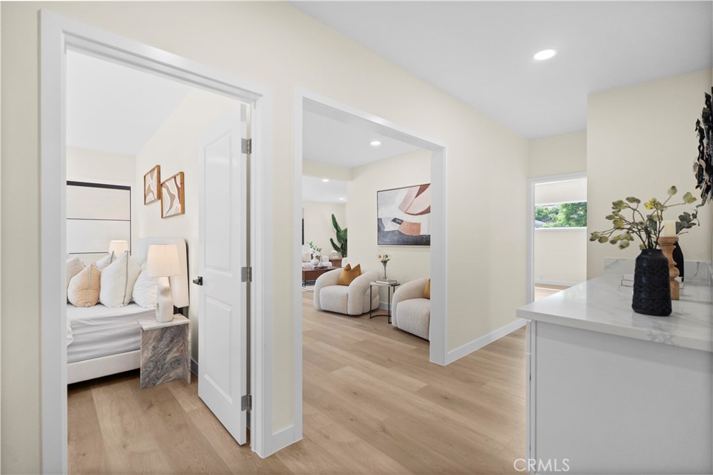 MLS #WS25273470 image #8