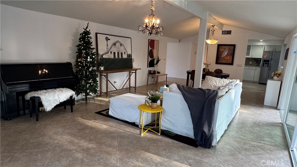 MLS #WS25273850 image #5