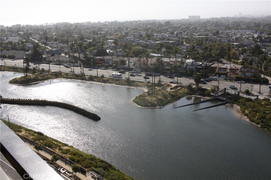 MLS #WS25274369 image #7