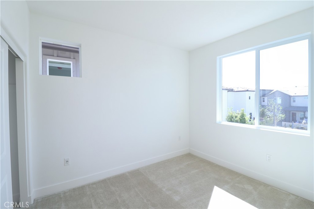 MLS #WS25274374 image #23