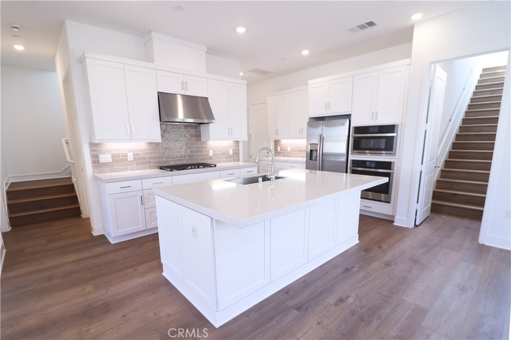 MLS #WS25274374 image #5