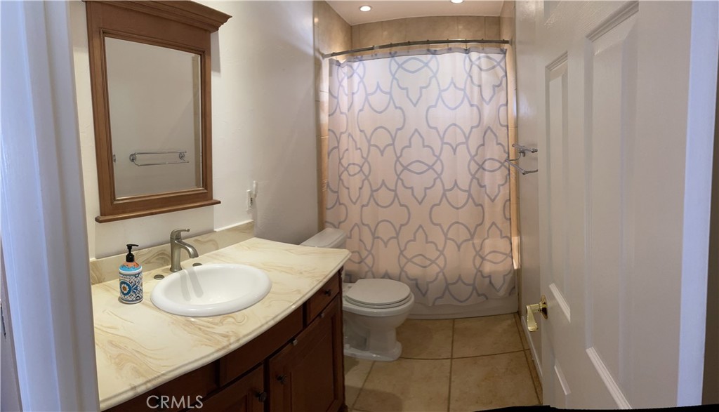 MLS #WS25274389 image #1