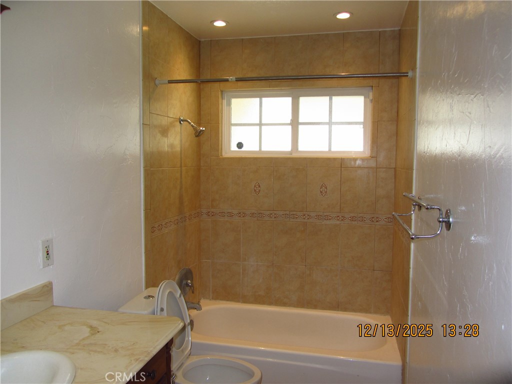 MLS #WS25274389 image #7