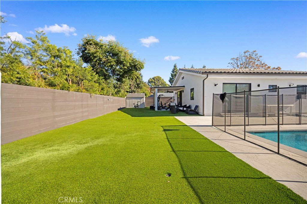 MLS #WS25274700 image #12