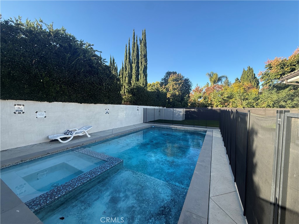 MLS #WS25274700 image #4