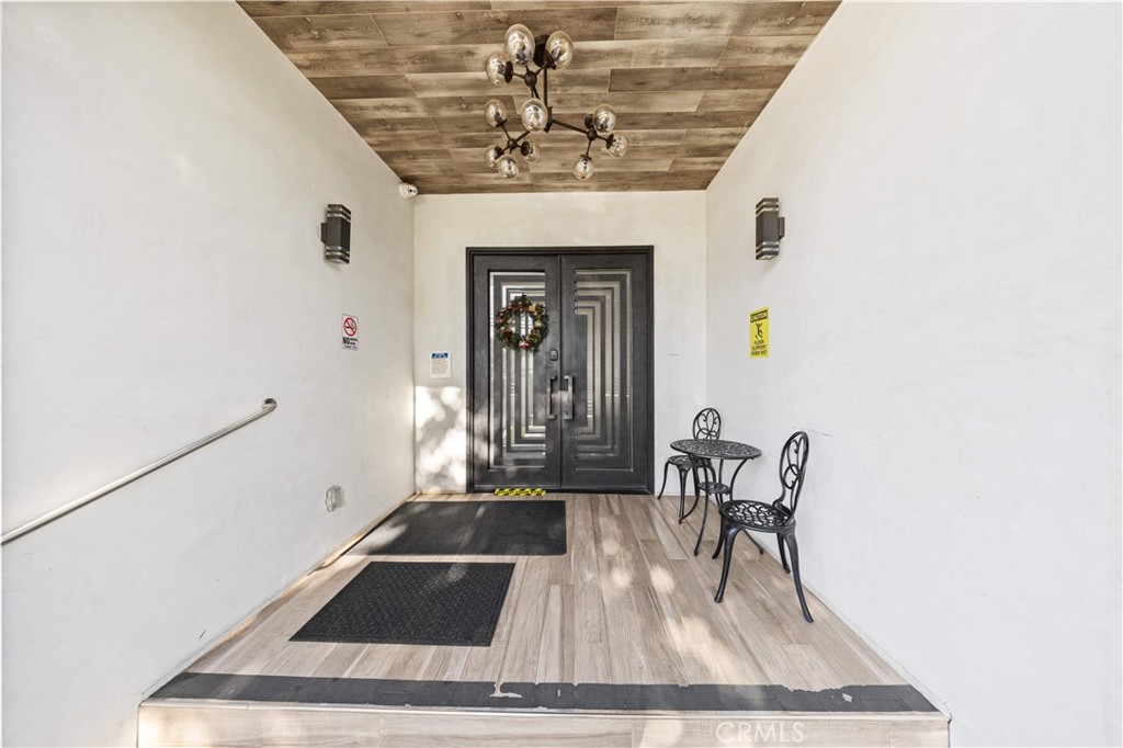 MLS #WS25274700 image #5