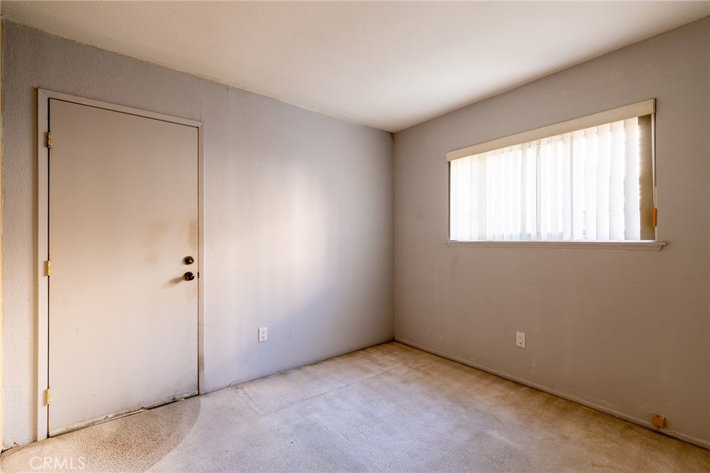 MLS #WS25274702 image #12