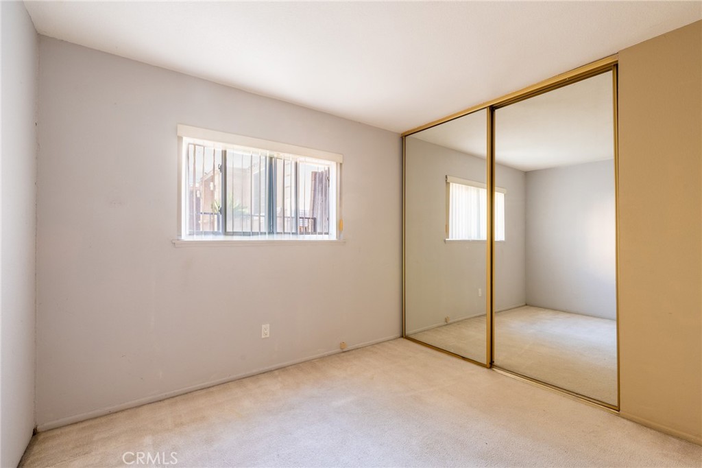 MLS #WS25274702 image #14